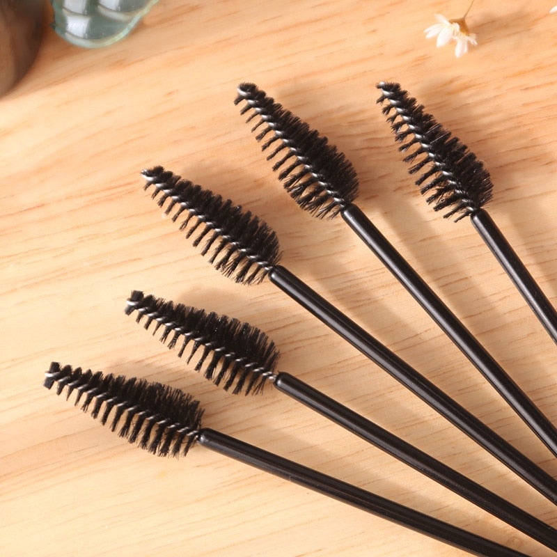 50pcs Eyelash Eyebrow Brush Water Drop Shape Nylon Material Lashes Makeup Brushes Eyelash Extension Beauty Tools Mascara Wand