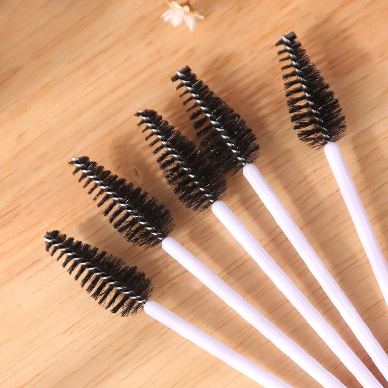 50pcs Eyelash Eyebrow Brush Water Drop Shape Nylon Material Lashes Makeup Brushes Eyelash Extension Beauty Tools Mascara Wand